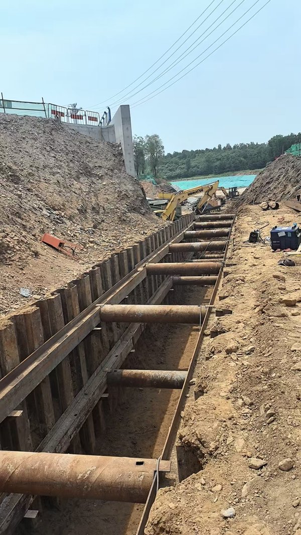 海淀区香山路雨水工程、规模0.9公里